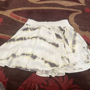 Lululemon NWOT skirt